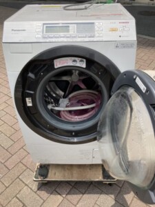 Panasonic(パナソニック)11.0kg ドラム式洗濯乾燥機 NA-VX8700R 2017年製