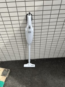 makita(マキタ)充電式掃除機 CL107FD