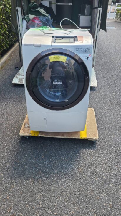 HITACHI（日立）11.0kg ドラム式洗濯乾燥機 BD-ST9800L 2016年製