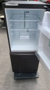 Panasonic(パナソニック)138L 2ドア冷蔵庫 NR-B14BW-T 2019年製