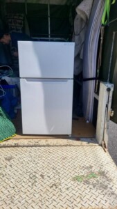 YAMADA(ヤマダ)87L 2ドア冷蔵庫 YRZ-C09H1 2020年製