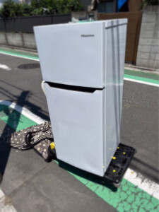 Hisense(ハイセンス)120L 2ドア冷蔵庫 HR-B12C 2019年製