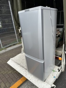 MITSUBISHI(三菱)168L 2ドア冷蔵庫 MR-P17E-S 2019年製