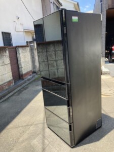 HITACHI(日立)555L 6ドア冷蔵庫 R-WX5600G(X) 2017年製