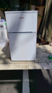 comfee(コンフィー)90L 2ドア冷蔵庫 RCT90WH/E 2022年製