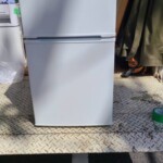 comfee（コンフィー）90L 2ドア冷蔵庫 RCT90WH/E 2022年製