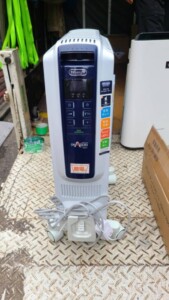 デロンギ オイルヒーター QSD0712-MB