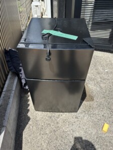 maxzen(マクスゼン)87L 2ドア冷蔵庫 JR087ML01GM 2021年製