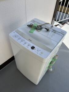 Haier(ハイアール)4.5㎏ 全自動洗濯機 JW-C45BE 2018年製