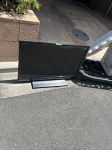 SHARP(シャープ)32型液晶テレビ LC-32H10 2013年製