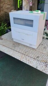 Panasonic(パナソニック) 食器洗い乾燥機 NP-TH3-W 2019年製