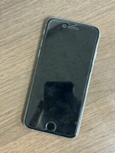 Apple(アップル)iPhone6 A1586 64GB