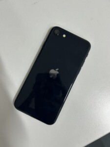 Apple(アップル)iPhoneSE 第3世代 128GB ブラック