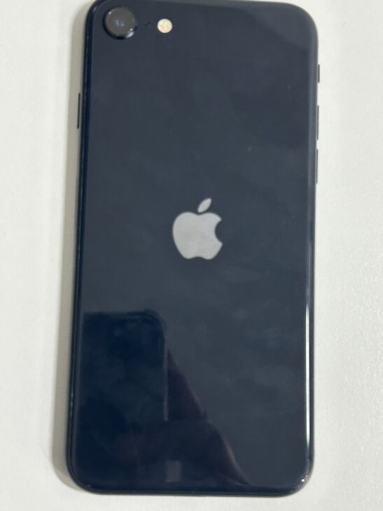 Apple（アップル）iPhoneSE 第3世代 128GB ブラック