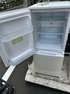 SHARP(シャープ) 2ドア冷蔵庫 SJ-D15G-W 2021年製