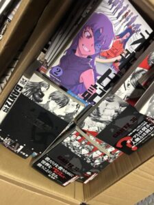 漫画本おまとめ(ウロボロス、進撃の巨人、GANTZなど)