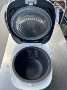 TOSHIBA(東芝) 炊飯器 RC-10RM 2018年製