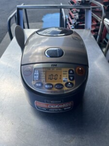 ZOJIRUSHI(象印) IHジャー炊飯器 NP-VQ10 2016年製