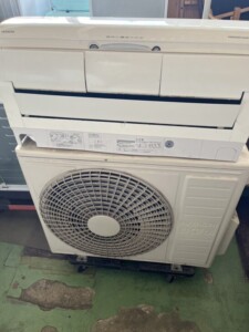 HITACHI(日立) 5.6kw ルームエアコン RAS-X56K2(W) 2019年製