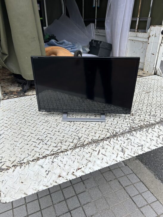 TOSHIBA（東芝）24型液晶テレビ 24V34 2021年製