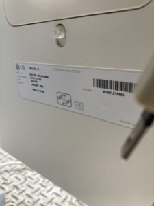 LG(エルジー)モニター 32UL750-W 2020年製