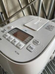 TOSHIBA(東芝) ジャー炊飯器 RC-5XN 2020年製