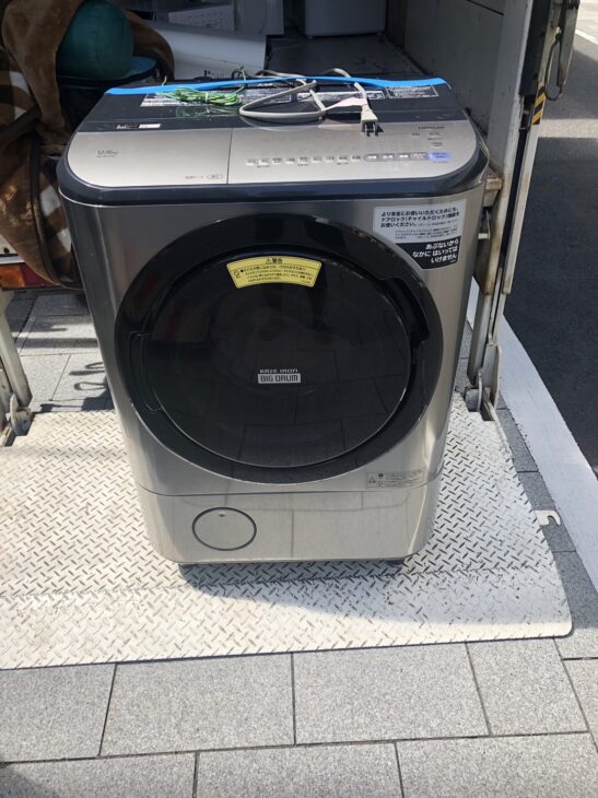 2018年製の日立 ドラム洗濯機 BD-NX120CLを【高価買取】のため杉並区へ 