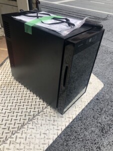 IRIS OHYAMA(アイリスオーヤマ)ワインセラー IWC-P081A-B 2022年製