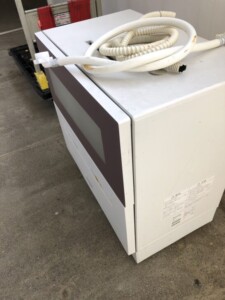 Panasonic(パナソニック)食器洗い乾燥機 NP-TH1-T 2017年製