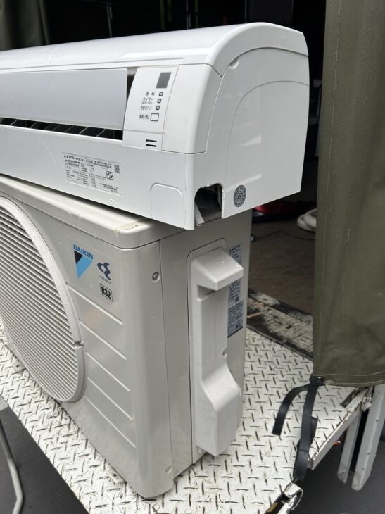 川越市】ダイキン製のエアコン AN25VESK-W 2018年製を無料で