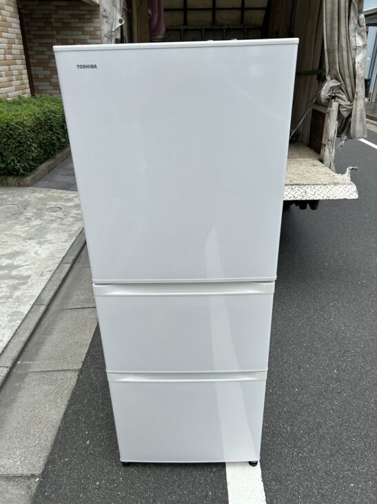 TOSHIBA（東芝）330L 3ドア冷蔵庫 GR-R33S(WT) 2019年製