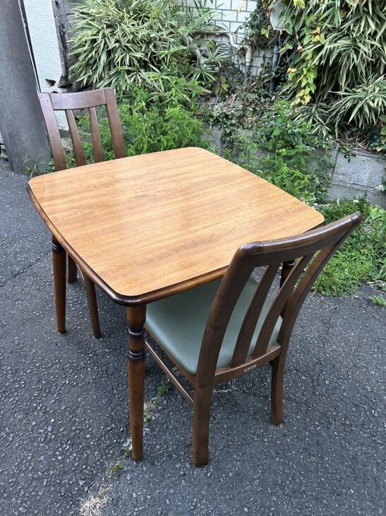 『Direttore』ディレトーレ ダイニングテーブル 食卓テーブル テーブル karimoku(カリモク家具)のオリジナルブランドDirettore