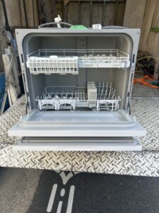 Panasonic(パナソニック)食器洗い乾燥機 NP-TA4-W 2022年製