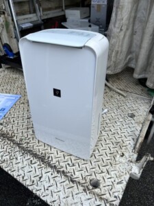 SHARP(シャープ)除湿機 CV-P71-W 2022年製