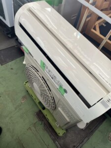 HITACHI(日立) 2.2kw ルームエアコン RAS-D22H(W) 2019年製