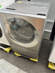 Panasonic(パナソニック) 10kg ドラム式洗濯機 NA-VG2400L 2019年製