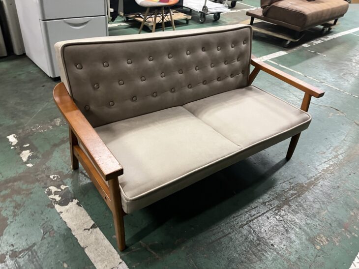 2人掛け　ソファー　ビンテージ　アンティーク　直接引き取りのみ　大阪府内配達可能 2人掛け ソファー ビンテージ アンティーク 直接引き取りのみ 大阪府内