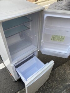 SHARP(シャープ) 2ドア冷蔵庫 SJ-D14D-W 2018年製