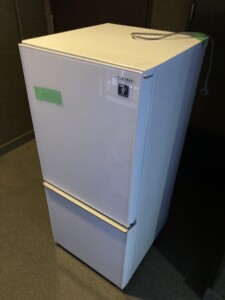 SHARP(シャープ) 2ドア冷蔵庫 SJ-GD14F-W 2020年製