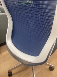 オカムラ オフィスチェア コーラル Choral CQ31BW ミドルバック 背メッシュ