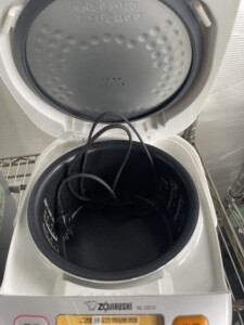 ZOJIRUSHI(象印)マイコン炊飯ジャー NL-DS10 2022年製