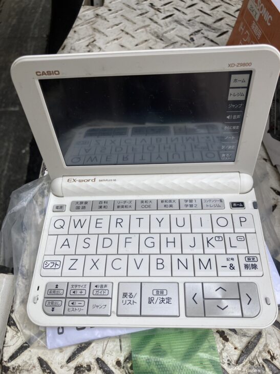 カシオ XD-Z9800 電子辞書 CASIO EX-word ホワイト電子ブックリーダー