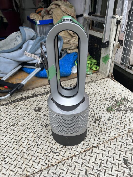 完動品】Dyson ダイソン HP00 空気清浄機能付ファンヒーター詳細は写真