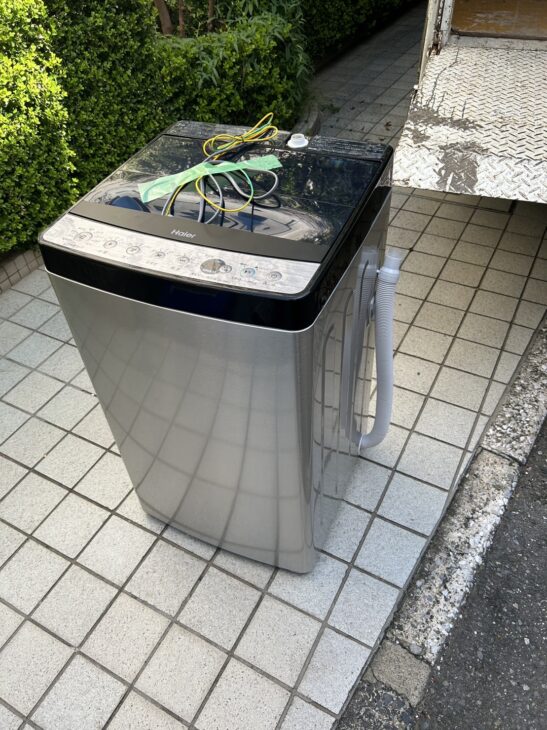 Haier（ハイアール）5.5キロ 全自動洗濯機 JW-XP2C55F 2022年製
