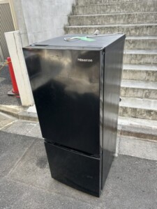 Hisense(ハイセンス)154L 2ドア冷蔵庫 HR-D15EB 2021年製