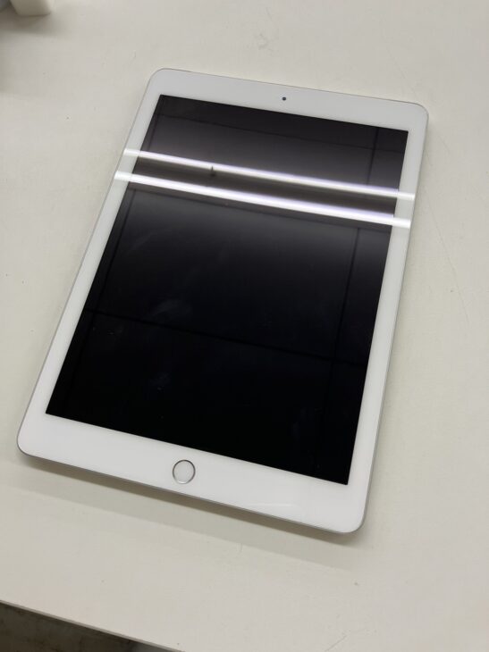第6世代のiPad【高価買取】A1954 128GB シルバー（横浜市港南区の