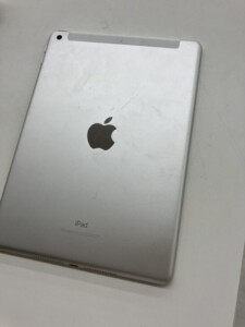 Apple(アップル)iPad 第6世代 Wi-Fi+Cellular A1954 128GB シルバー