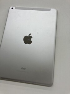 Apple(アップル)iPad 第5世代 A1823 128GB シルバー
