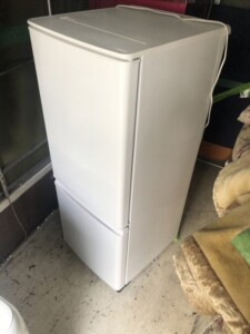 MITSUBISHI(三菱)146L 2ドア冷蔵庫 MR-P15E2H-W 2023年製