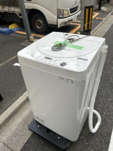SHARP(シャープ)5.5キロ 全自動洗濯機 ES-GE5E-W 2021年製